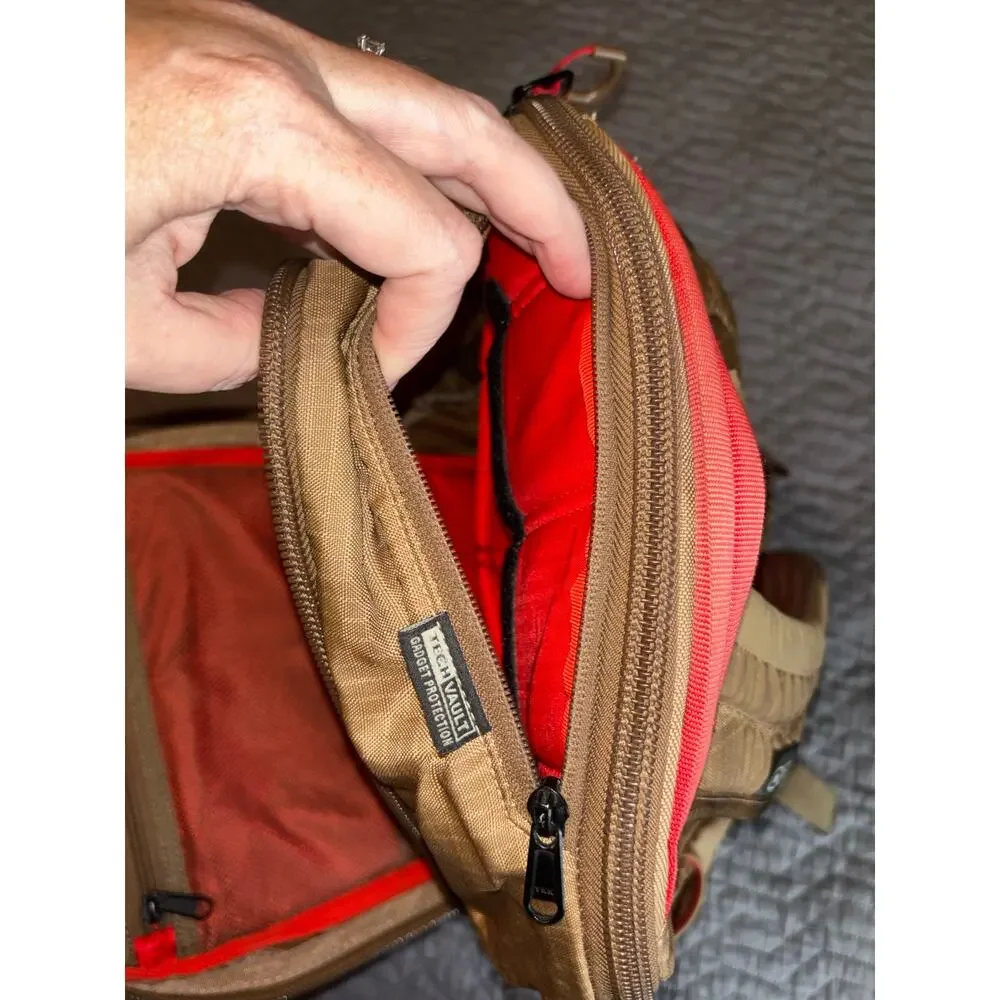 OGIO International Apollo Pack in Khaki/Red